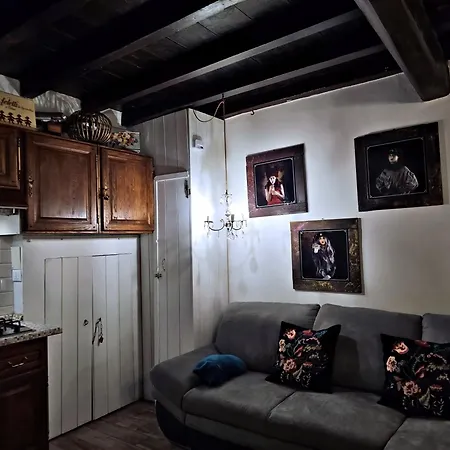 Residenza Saragozza Nuovo Stile Gipsy 2025 ! Апартаменты