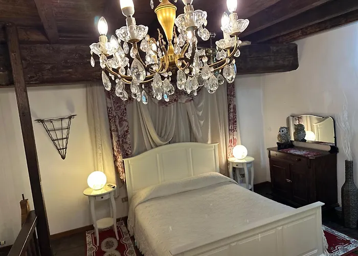 Loft Saragozza Gipsy In Centro Vicino A Piazza Maggiore Διαμέρισμα